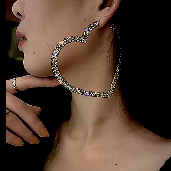 Diamond Oversized Gold Rhinestone Heart Hoop Earrings - Picture 3 of 11